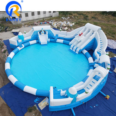 オーバーサイズのプール 北極熊 水上スライド PVC 成人サイズ 水上おもちゃ 10人の乗客
