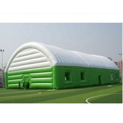 会議や展示会のための大きなスペーステント