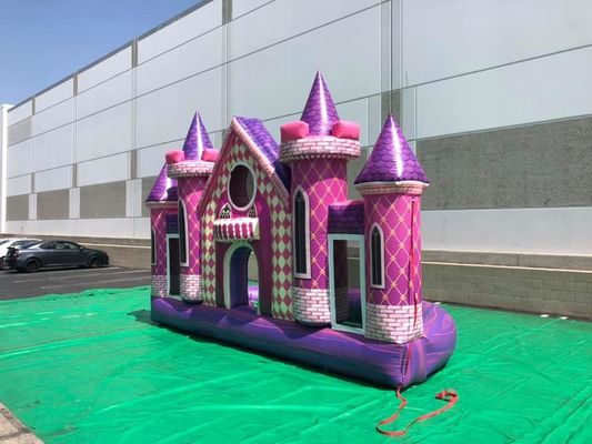 屋外遊び場 誕生日/結婚式のためのカスタムPVC充気型ピンク城の背景