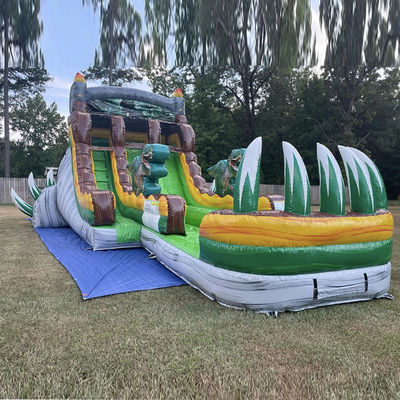 熱帯ジャングル ダイノ テーマ 水上スライド スプラッシュプール 楽しい