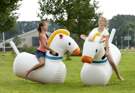 インタラクティブなスポーツゲーム 充気ドービーの競馬馬 子供と大人のための Materia PVC