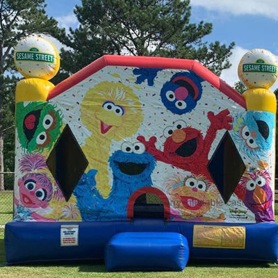 野外遊び場 充気式バウンサー 13x13 セサムストリート 子供の楽しみのためのバウンシーキャッスル