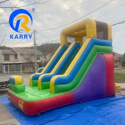 5-10 子供のクライミングゲーム 膨らませられるバウンサー 水スライド プール付きジャンプ城
