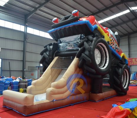 OEM 許容されるPVCオフロード レースカー トランポリン スライド 組み合わせ エラスティックキャッスル