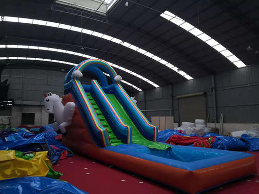 CE標準のエアブローバーとユニコーンエキサイテーションの室内児童水泳池スライド