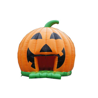 ハロウィーンのパーティーを 膨らませられるパンプキンバウンドハウスで 成功させてください