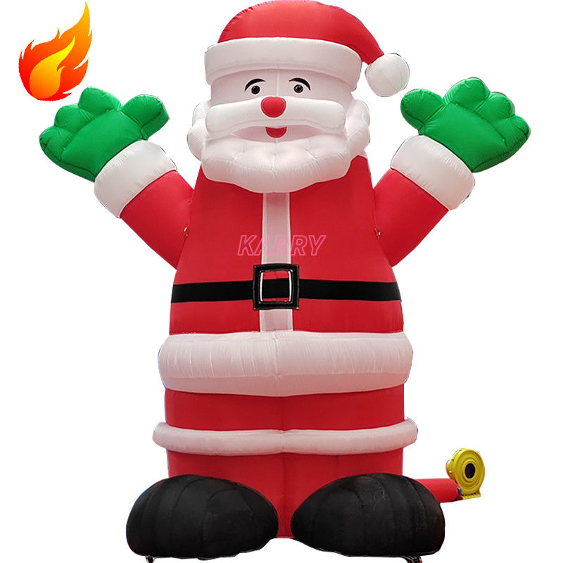 熱いクリスマスパーティー 4メートル高の巨人 充電式サンタクロース